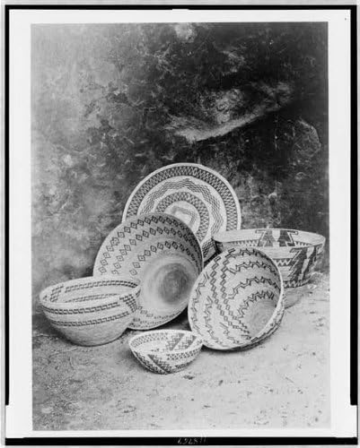 Tarihselfindings Fotoğraf: Boyalı Mağaradaki Sepetlerin Fotoğrafı, Yokutlar, Kuzey Amerika Kızılderilileri, c1924,